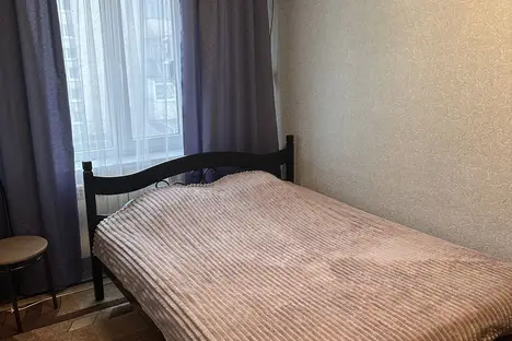 2-комнатная квартира в Углегорске, Углегорск, ул. Станкевского, 16