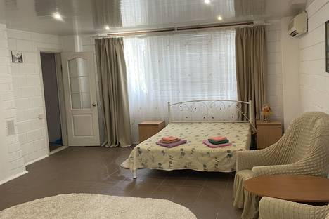 Комната в Алуште, Алушта, наб. ул., 24А/30Н