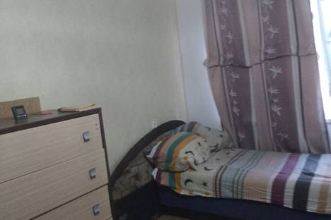 Комната в Челябинске, ул. Молодогвардейцев, 44
