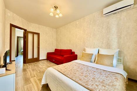 Двухкомнатная квартира в аренду посуточно в Казани по адресу пр-д Созидателей, 9, метро Горки