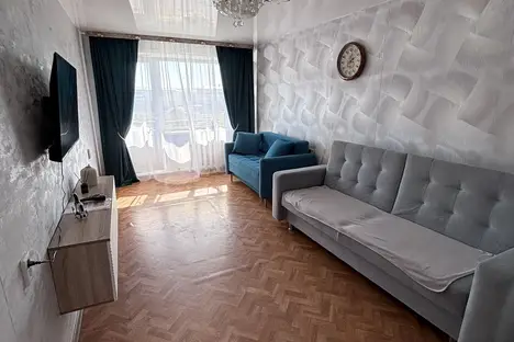 2-комнатная квартира в Свирске, Свирск, ул. Тимирязева, 1
