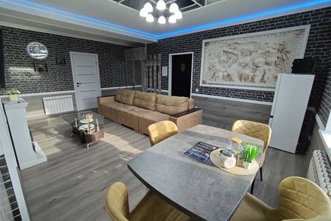 2-комнатная квартира в Шахтах, пр-кт Красной Армии, 136