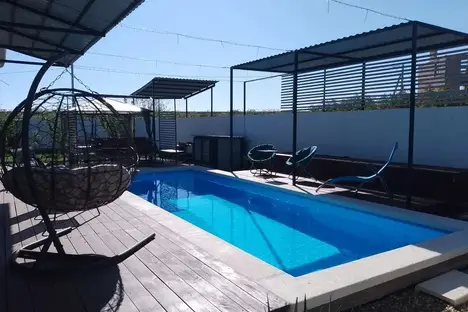 Дом в хуторе Хомуты, Южная ул., 11