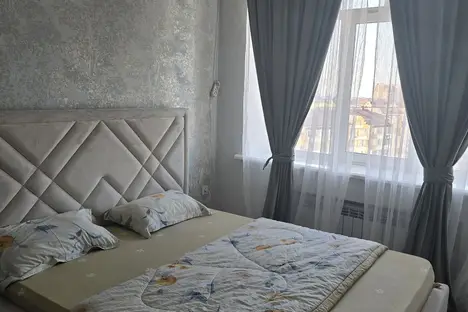 3-комнатная квартира в Каспийске, пр-кт Акулиничева, 1