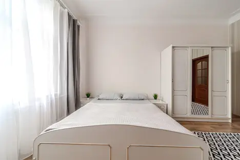 2-комнатная квартира в Минске, ул. Кирова, 2, м. Плошча Леніна