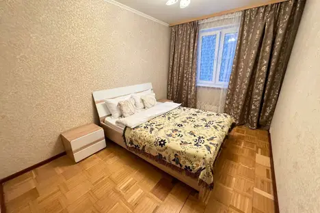 2-комнатная квартира в Москве, Рябиновая ул., 4