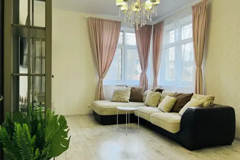 1-комнатная квартира в Светлогорске, Светлогорск, Земляничная ул., 1к1