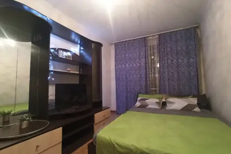 1-комнатная квартира в Красноярске, ул. Ленина, 28