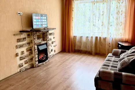 3-комнатная квартира в Донецке, Донецк, Школьный б-р, 18