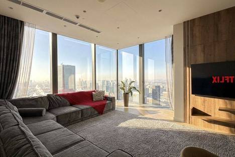 Двухкомнатная квартира в аренду посуточно в Москве по адресу 1-й Красногвардейский пр-д, 22с1, метро Международная