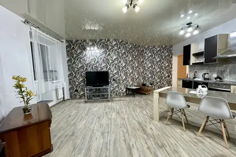 3-комнатная квартира в Иркутске, ул. Пискунова, 156/1