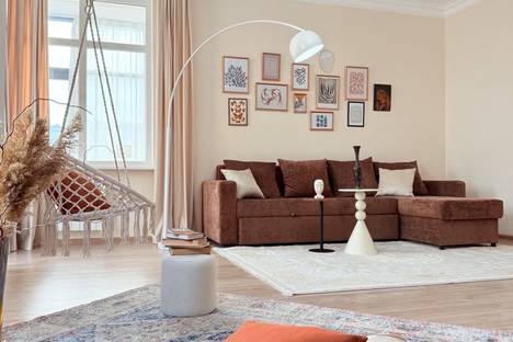 2-комнатная квартира в Каспийске, Каспийск, пр-кт Акулиничева, 4