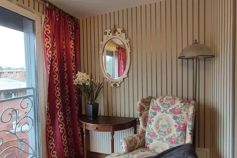 Дом в Петергофе, Дивеевская ул., 1М