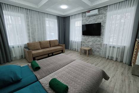 1-комнатная квартира в Шахтах, ул. Ленина, 157