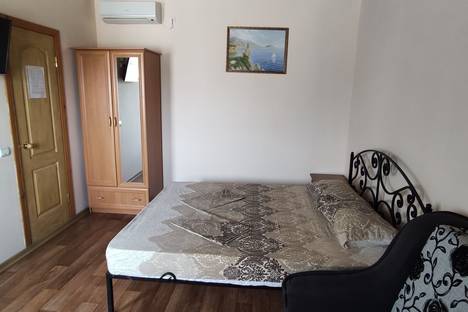 Комната в Судаке, ул. Художников, 4
