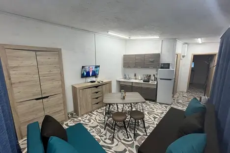 Дом в Адлере, ул. Просвещения, 98