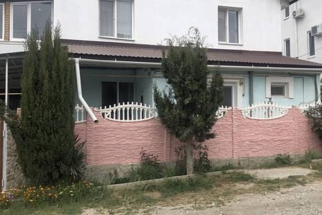 Дом в Судаке, Судак, ул. Ачиклар, 1