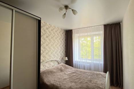 3-комнатная квартира в Яровом, Яровое, кв-л Б, 24