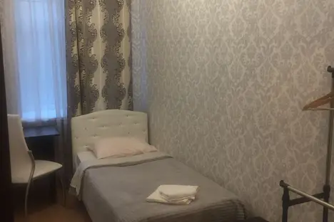 Комната в Санкт-Петербурге, Свечной пер., 27