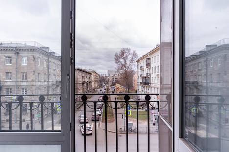 2-комнатная квартира в Санкт-Петербурге, Санкт-Петербург, ул. Савушкина, 14, м. Черная речка