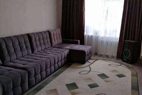3-комнатная квартира в Яровом, Яровое, кв-л А, 18
