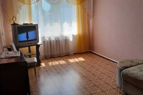 2-комнатная квартира в Ужуре, Рабочий пер.