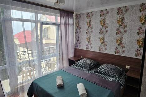 Комната в поселке Лазаревское, пос. Лазаревское, жилой р-н  Лазаревское, Новая ул., 10