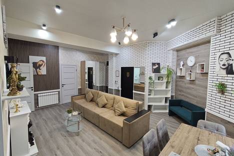 2-комнатная квартира в Шахтах, пр-кт Красной Армии, 136