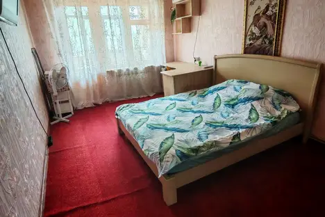 2-комнатная квартира в Луганске, Солнечный кв-л, 33