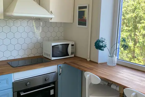 2-комнатная квартира в Новороссийске, ул. Снайпера Рубахо, 23