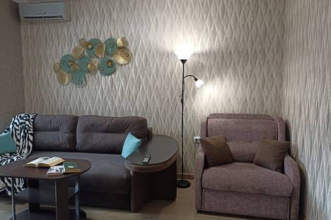 2-комнатная квартира в Горно-Алтайске, Горно-Алтайск, Коммунистический пр-кт, 90