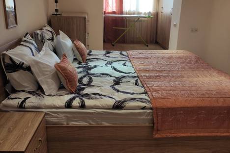3-комнатная квартира в Ереване, Ереван, пр-кт Арцаха 6, кв.5, м. Barekamutyun