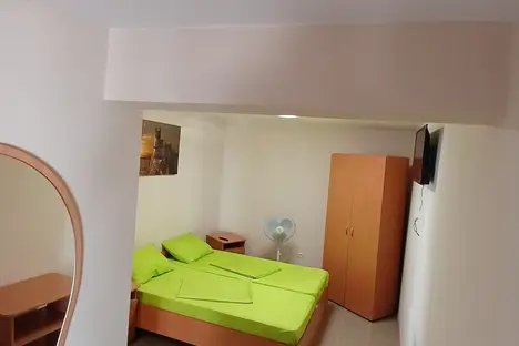 Комната в Севастополе, 332