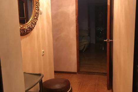 3-комнатная квартира в поселке Цитрусовом, поселок Цитрусовый, кв-л Копик, 6