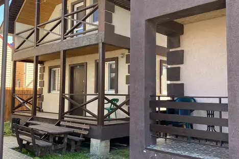 Дом в Кучугурах, Кучугуры, Гаражный пер., 8