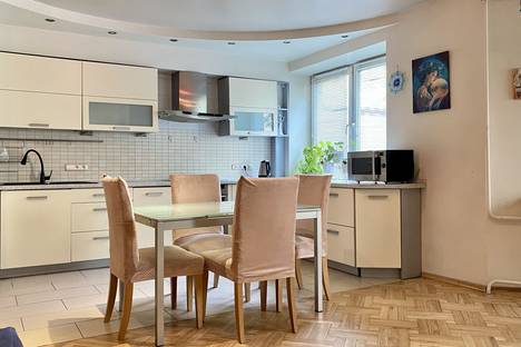 3-комнатная квартира в Калининграде, ул. Некрасова, 17А