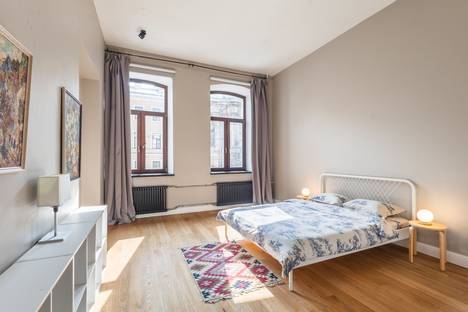 3-комнатная квартира в Санкт-Петербурге, Литейный пр-кт, 45/8
