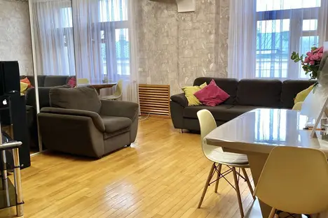 3-комнатная квартира в Казани, Казань, Кремлёвская ул., 2А/4, м. Кремлевская