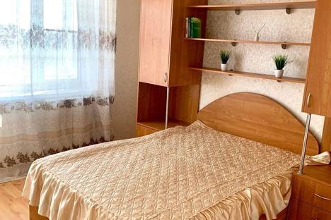 2-комнатная квартира в Великом Новгороде, Великий Новгород, Большая Санкт-Петербургская ул., 113