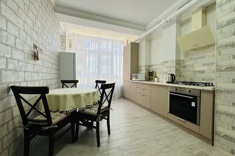 2-комнатная квартира в Ессентуках, ул. Пушкина, 8А