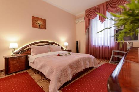 2-комнатная квартира в Москве, Москва, Большая Садовая ул., 1