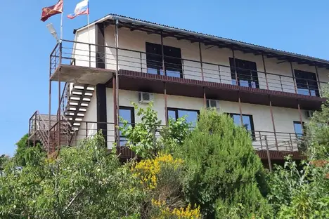 2-комнатная квартира в Судаке, мкр. Юго-Западный, 20/3