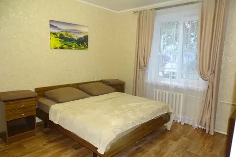 2-комнатная квартира в Лермонтове, ул. Ленина, 8