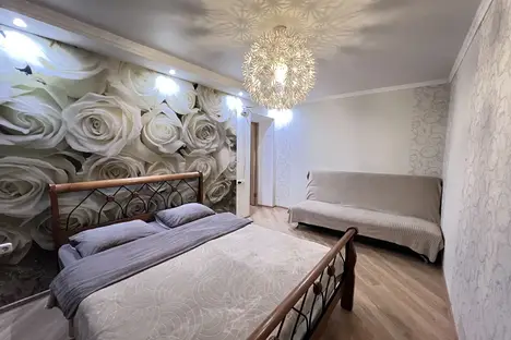 2-комнатная квартира в Элисте, ул. Илишкина, 3