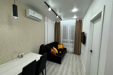 2-комнатная квартира в Адлере, ул. Искры, 66/9к1