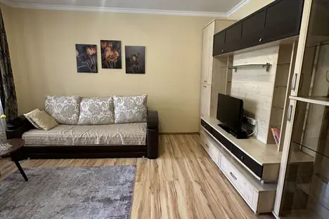 2-комнатная квартира в Адлере, Адлер, ул. Ленина, 10