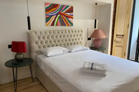 1-комнатная квартира в Тбилиси, ул. Братьев Зубалашвили, 8, м. Руставели 1-комнатная квартира в Тбилиси, ул. Братьев Зубалашвили, 8, м. Руставели