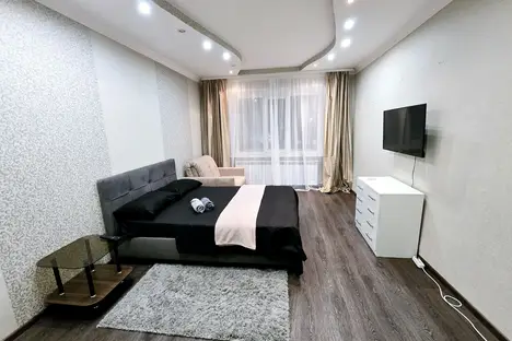 2-комнатная квартира в Сургуте, пр-кт Ленина, 13