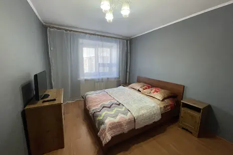 2-комнатная квартира в Ленске, ул. Ленина, 64Б