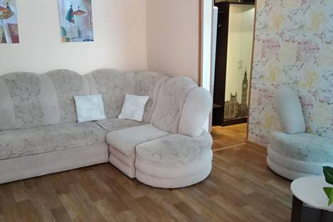 2-комнатная квартира в Яровом, кв-л Б, 17